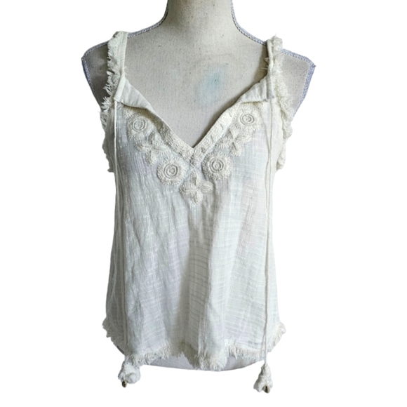 Barok White Beaded Fringe Shell Tassel Top - Picture 1 of 8